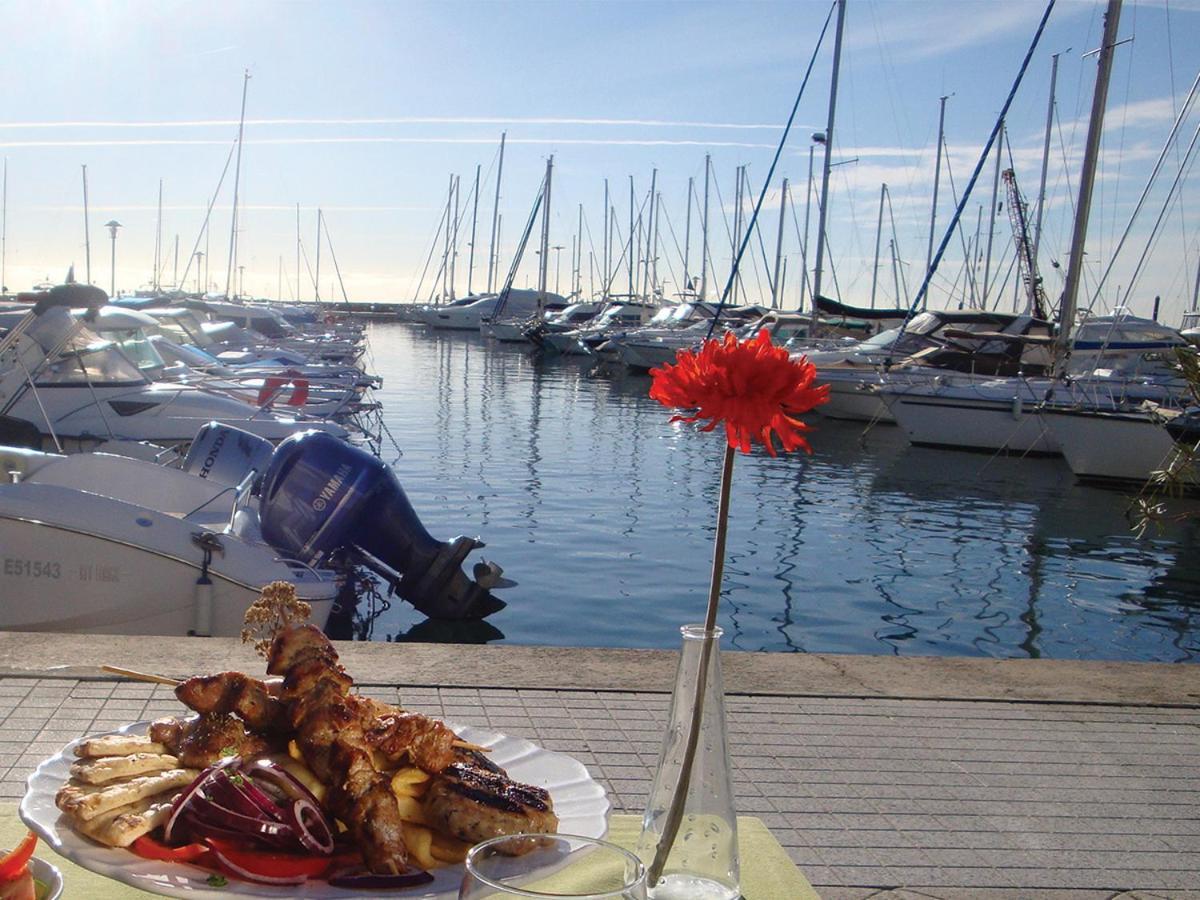 Spacieux Studio A Golfe Juan 2 Minutes Des Plages วาลูริส ภายนอก รูปภาพ