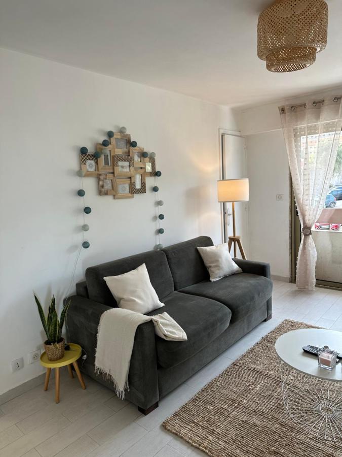 Spacieux Studio A Golfe Juan 2 Minutes Des Plages วาลูริส ภายนอก รูปภาพ